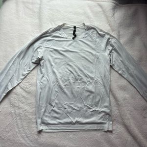 Lululemon Metal Vent Tech Long-Sleeve Shirt